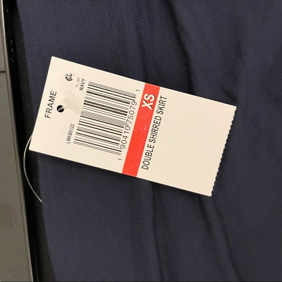 NWT✨FRAME Double Ruched Skirt - Picture 8 of 13